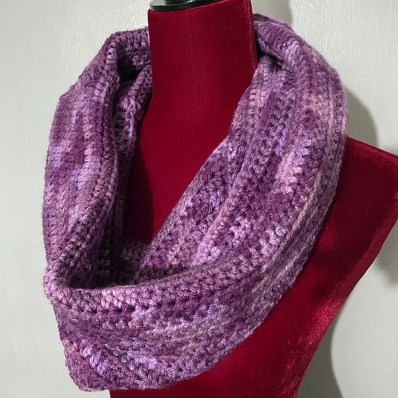 Purple Women’s Open Knit Cowl Scarf - Picture 1 of 5